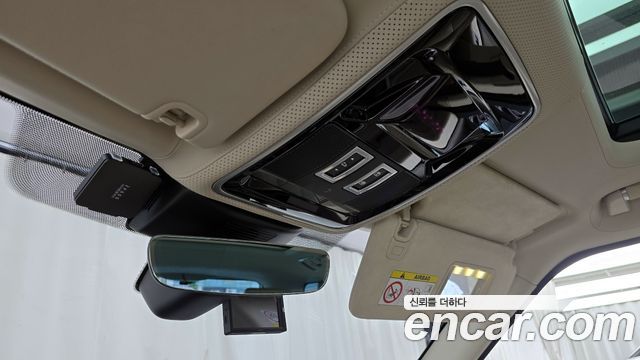 Land Rover Range Rover (IV) 5.0 SC AB 2017 — фото 17