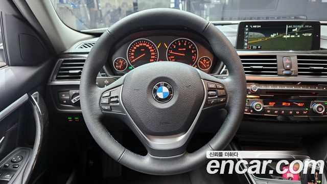 BMW 3 Series (F30) 320i Luxury 2018 — фото 13