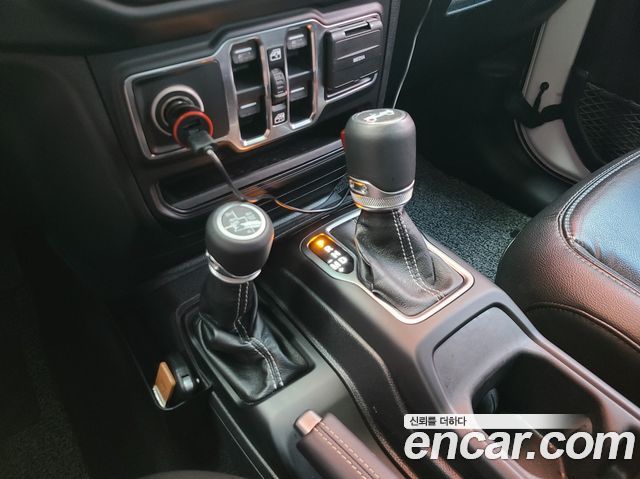 Jeep Wrangler (JL) 2.0 Overland 4Door 2019 — фото 9