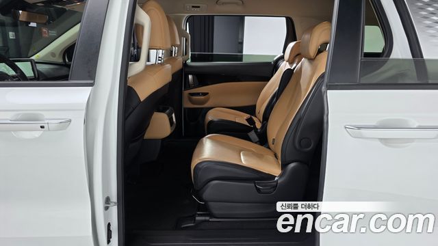 Kia Carnival (IV) Diesel 9-Seater Prestige 2023 — фото 12