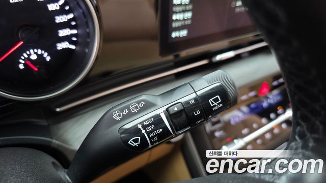 Kia Carnival (IV) Diesel 9-Seater Prestige 2023 — фото 16