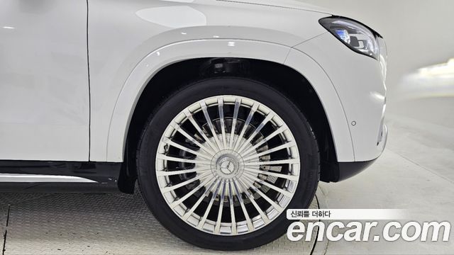 Mercedes-Benz GLS-Class (X167) Maybach GLS600 4MATIC 2025 — фото 5