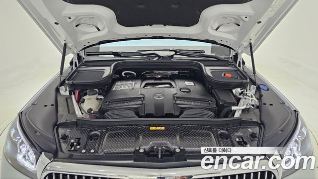 Mercedes-Benz GLS-Class (X167) Maybach GLS600 4MATIC 2025 — фото 6