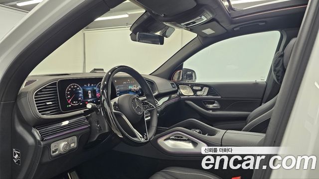 Mercedes-Benz GLS-Class (X167) Maybach GLS600 4MATIC 2025 — фото 9
