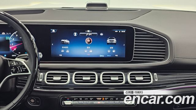 Mercedes-Benz GLS-Class (X167) Maybach GLS600 4MATIC 2025 — фото 20