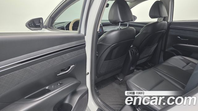 Hyundai Tucson (NX4) Gasoline 1.6 Turbo 2WD Premium 2021 — фото 27