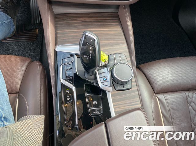 BMW 6 Series GT (G32) 620d Luxury 2022 — фото 15