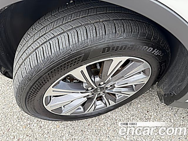 Lincoln Corsair 2.0 Reserve AWD 2022 — фото 5