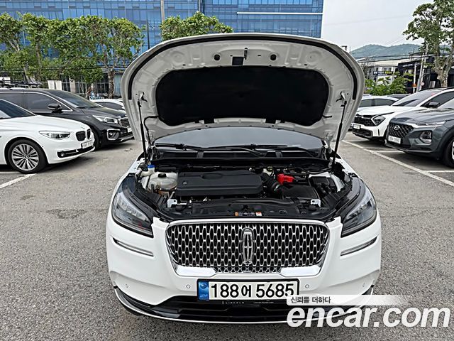 Lincoln Corsair 2.0 Reserve AWD 2022 — фото 6