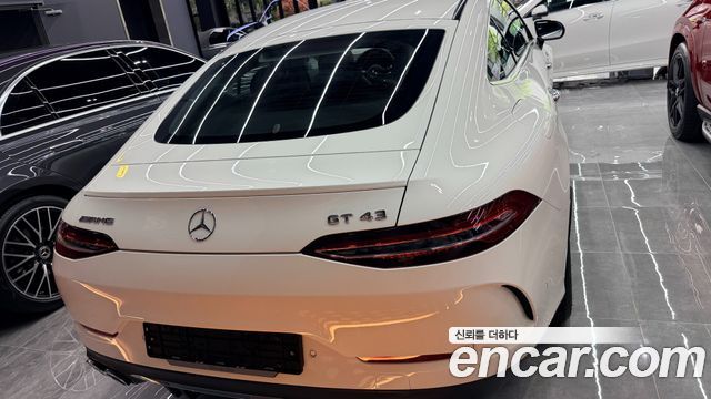 Mercedes-Benz AMG GT 4Door 43 4MATIC+ 2025 — фото 4