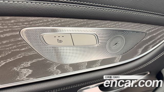 Mercedes-Benz AMG GT 4Door 43 4MATIC+ 2025 — фото 18
