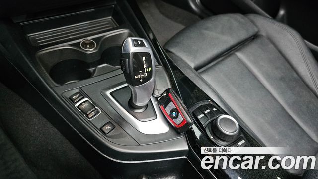 BMW 1 Series (F20) 118d Sport 5Door 2017 — фото 9