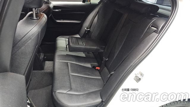 BMW 1 Series (F20) 118d Sport 5Door 2017 — фото 16