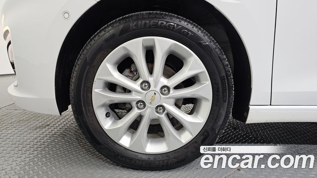 Chevrolet Spark Premier 2020 — фото 5