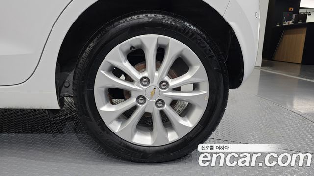 Chevrolet Spark Premier 2020 — фото 21