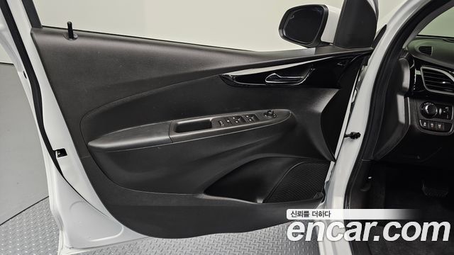 Chevrolet Spark Premier 2020 — фото 24