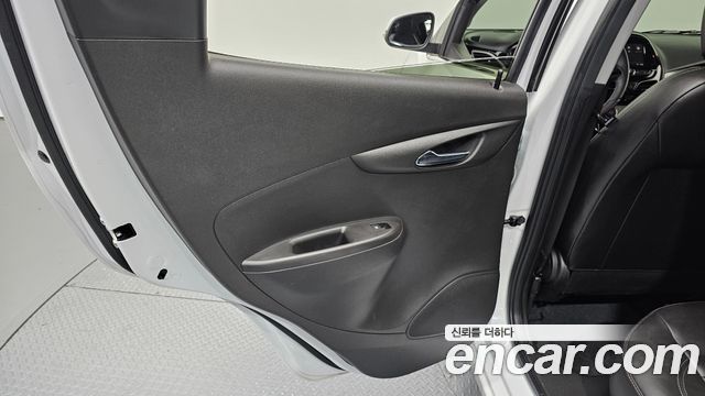 Chevrolet Spark Premier 2020 — фото 25