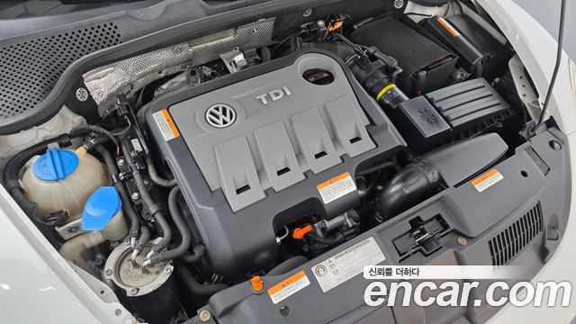 Volkswagen Beetle 2.0 TDI 3rd 2013 — фото 6