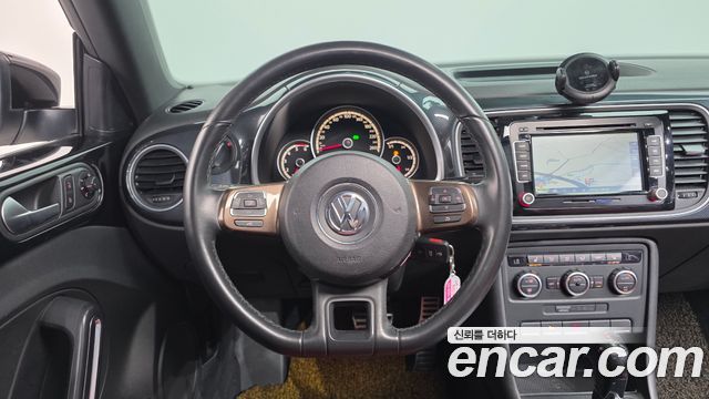 Volkswagen Beetle 2.0 TDI 3rd 2013 — фото 15