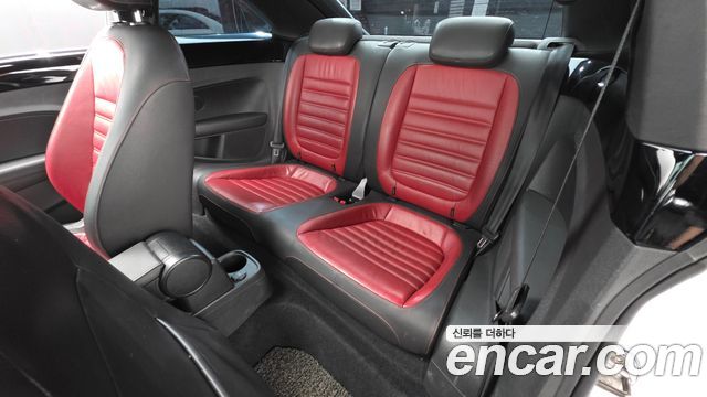 Volkswagen Beetle 2.0 TDI 3rd 2013 — фото 19