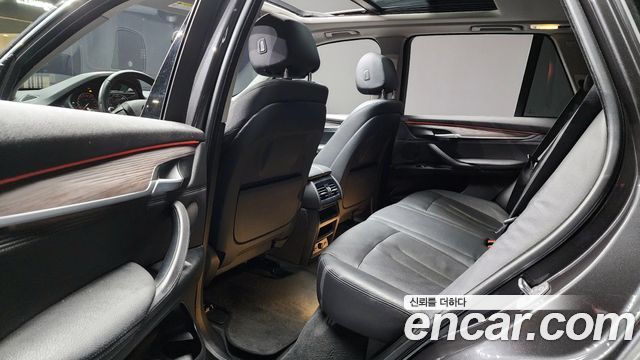 BMW X5 (F15) xDrive 30d 2017 — фото 12