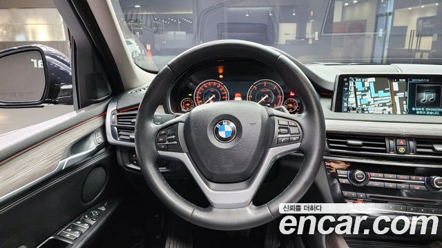 BMW X5 (F15) xDrive 30d 2017 — фото 14