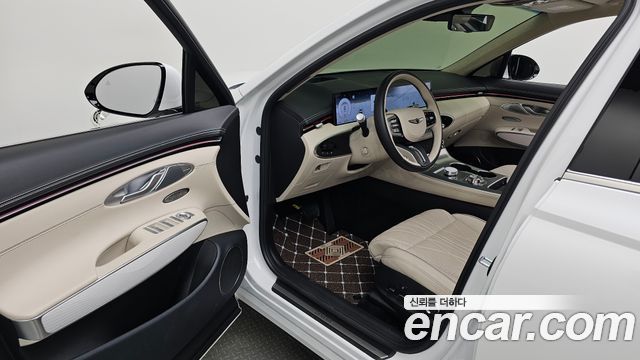 Genesis GV70 3.5T Gasoline AWD 2025 — фото 10