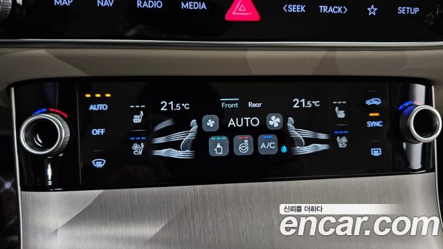 Genesis GV70 3.5T Gasoline AWD 2025 — фото 28