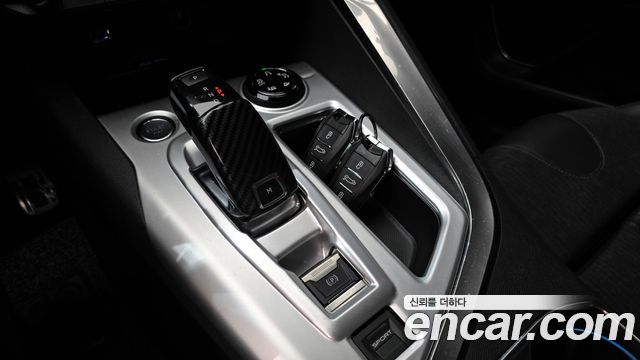Peugeot 3008 (II) 1.6 BlueHDi GT Line 2018 — фото 9