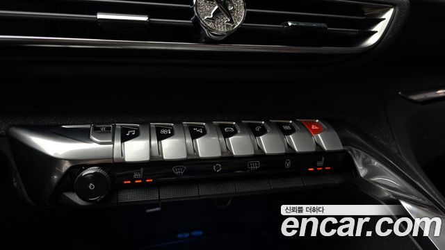 Peugeot 3008 (II) 1.6 BlueHDi GT Line 2018 — фото 17
