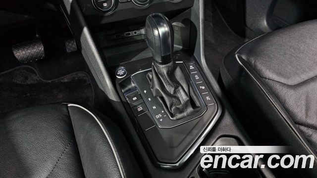 Volkswagen Tiguan Allspace 2.0 TDI Prestige 2020 — фото 9