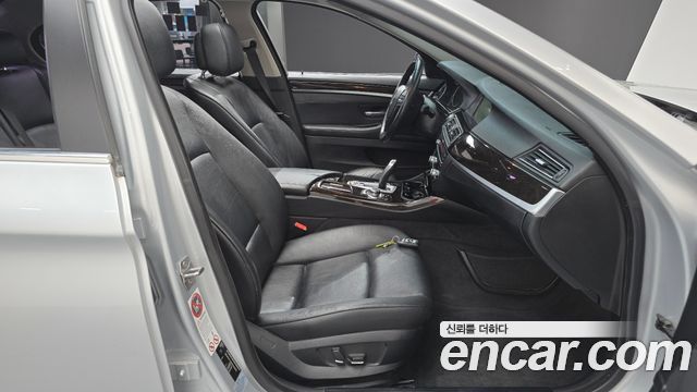 BMW 5 Series (F10) 520d 2013 — фото 11
