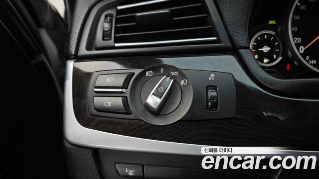 BMW 5 Series (F10) 520d 2013 — фото 17