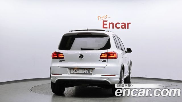 Volkswagen Tiguan 2.0 TDI R-Line 5N 2013 — фото 4