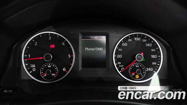 Volkswagen Tiguan 2.0 TDI R-Line 5N 2013 — фото 8