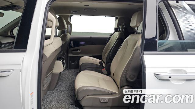 Kia Carnival (IV) Diesel 9-Seater Signature 2023 — фото 12