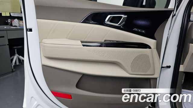 Kia Carnival (IV) Diesel 9-Seater Signature 2023 — фото 24