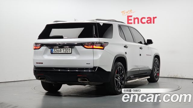 Chevrolet Traverse 3.6 AWD Redline 2021 — фото 2