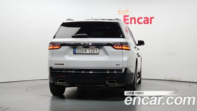 Chevrolet Traverse 3.6 AWD Redline 2021 — фото 4