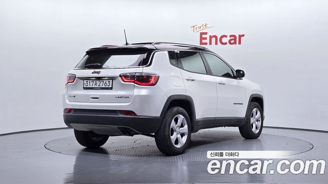 Jeep Compass (II) 2.4 Limitied AWD 2019 — фото 2