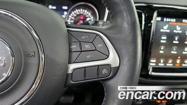 Jeep Compass (II) 2.4 Limitied AWD 2019 — фото 17