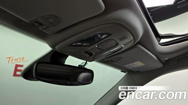 Jeep Compass (II) 2.4 Limitied AWD 2019 — фото 20