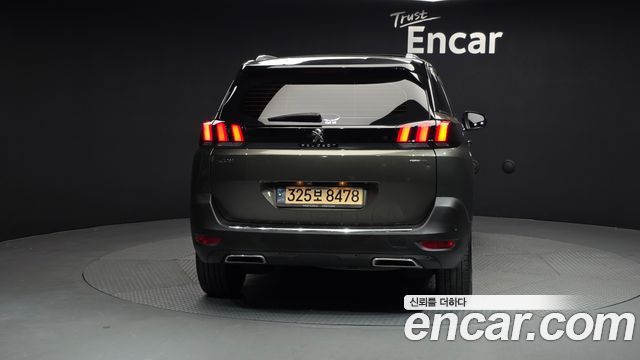 Peugeot 5008 (II) 1.5 BlueHDi GT Line 2021 — фото 4