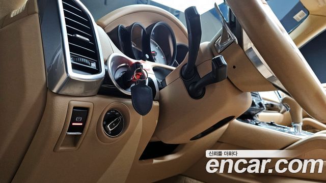Porsche Cayenne 4.2 S Diesel 958 2015 — фото 14