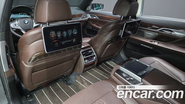 BMW 7 Series (G11) 730Ld xDrive 2016 — фото 12