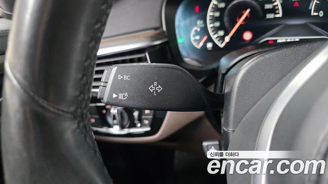 BMW 6 Series GT (G32) 620d M Sport 2019 — фото 32