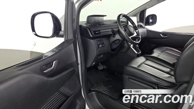 Hyundai Staria Cargo 3-Seater Modern 2022 — фото 10