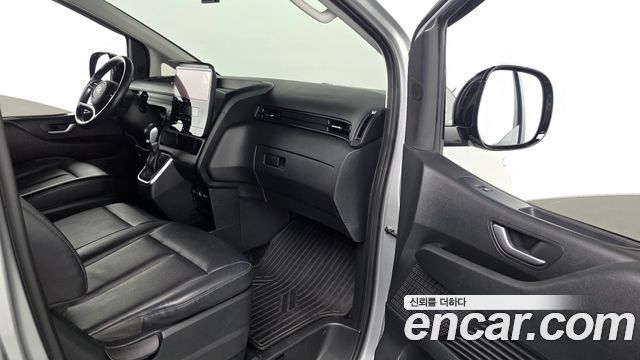 Hyundai Staria Cargo 3-Seater Modern 2022 — фото 26