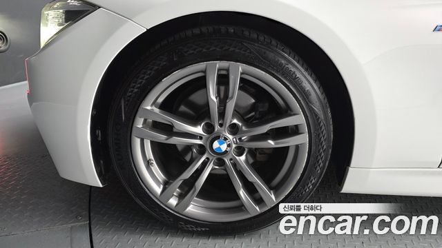 BMW 3 Series (F30) 320i M Sport 2017 — фото 5