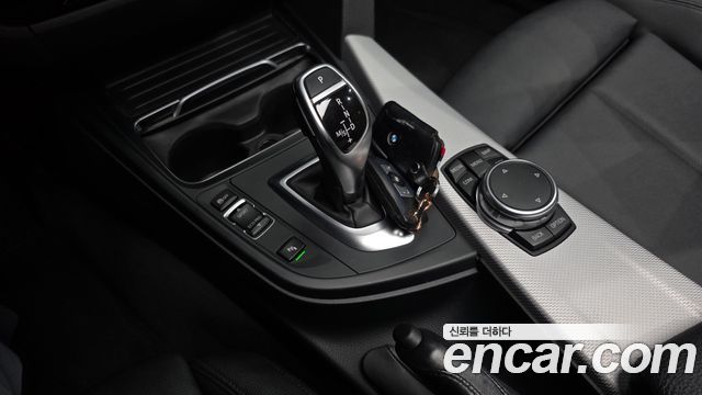 BMW 3 Series (F30) 320i M Sport 2017 — фото 9